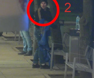Wulgarnie wyzywali i pobili obcokrajowców w Toruniu. Rozpoznajesz ich?