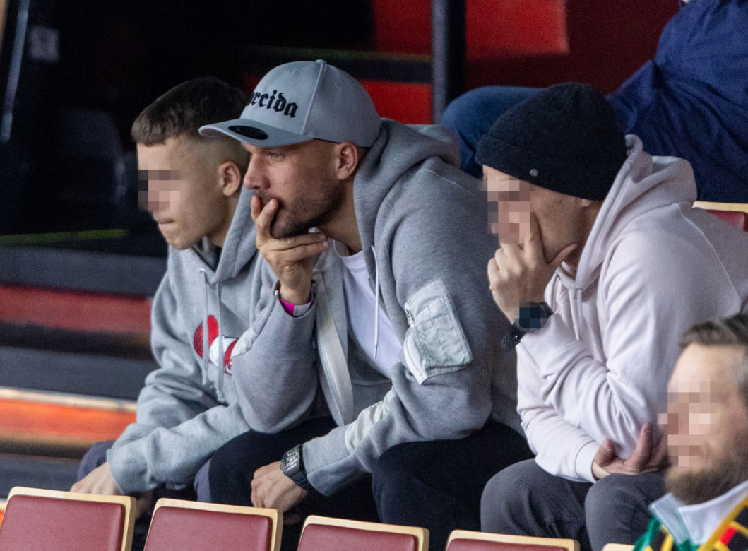 Lukas Podolski z synem na meczu Niemcy - Norwergia