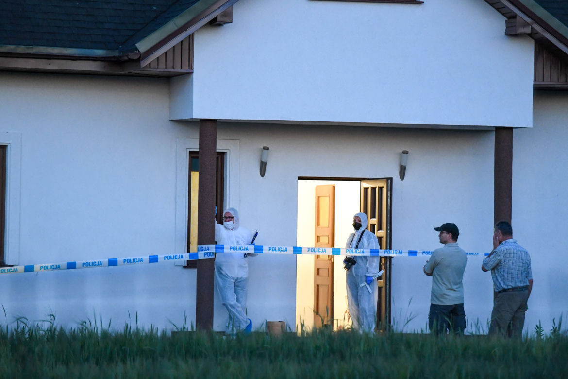 Szabda. Znalazła rozkładające się zwłoki 2-letniego dziecka. Policja szuka rodziców
