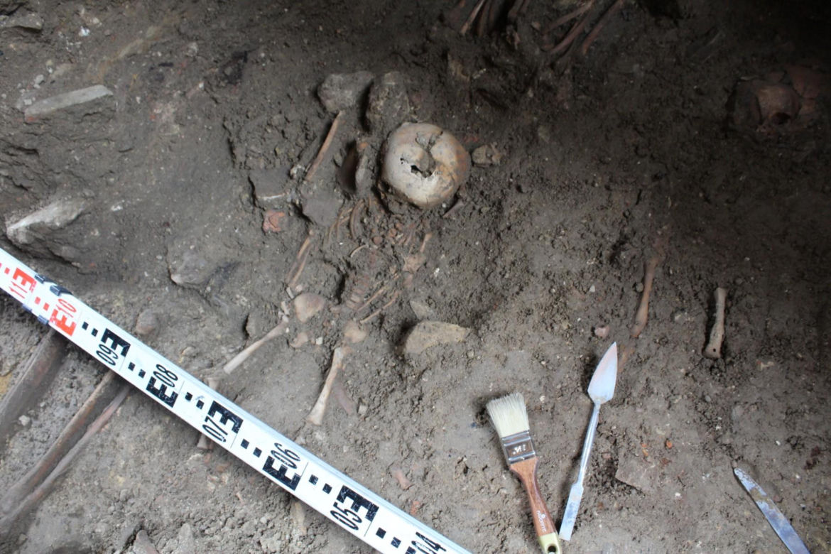 Groby dzieci. Odkrycie archeologiczne w Bytomiu