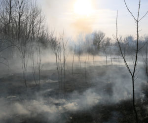 Wielka chmura dymu nad Warszawą! Co się dzieje?!