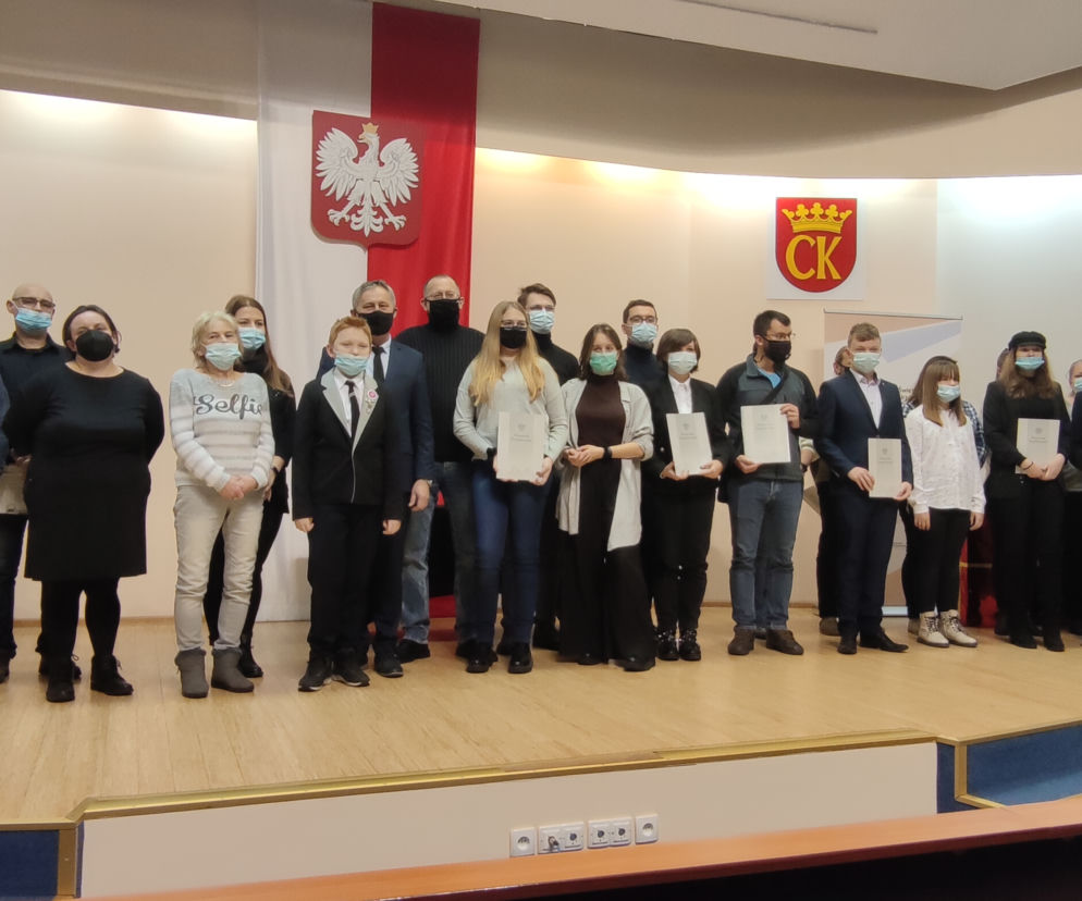 Spacer z historią - finał, zdjęcie uczestników