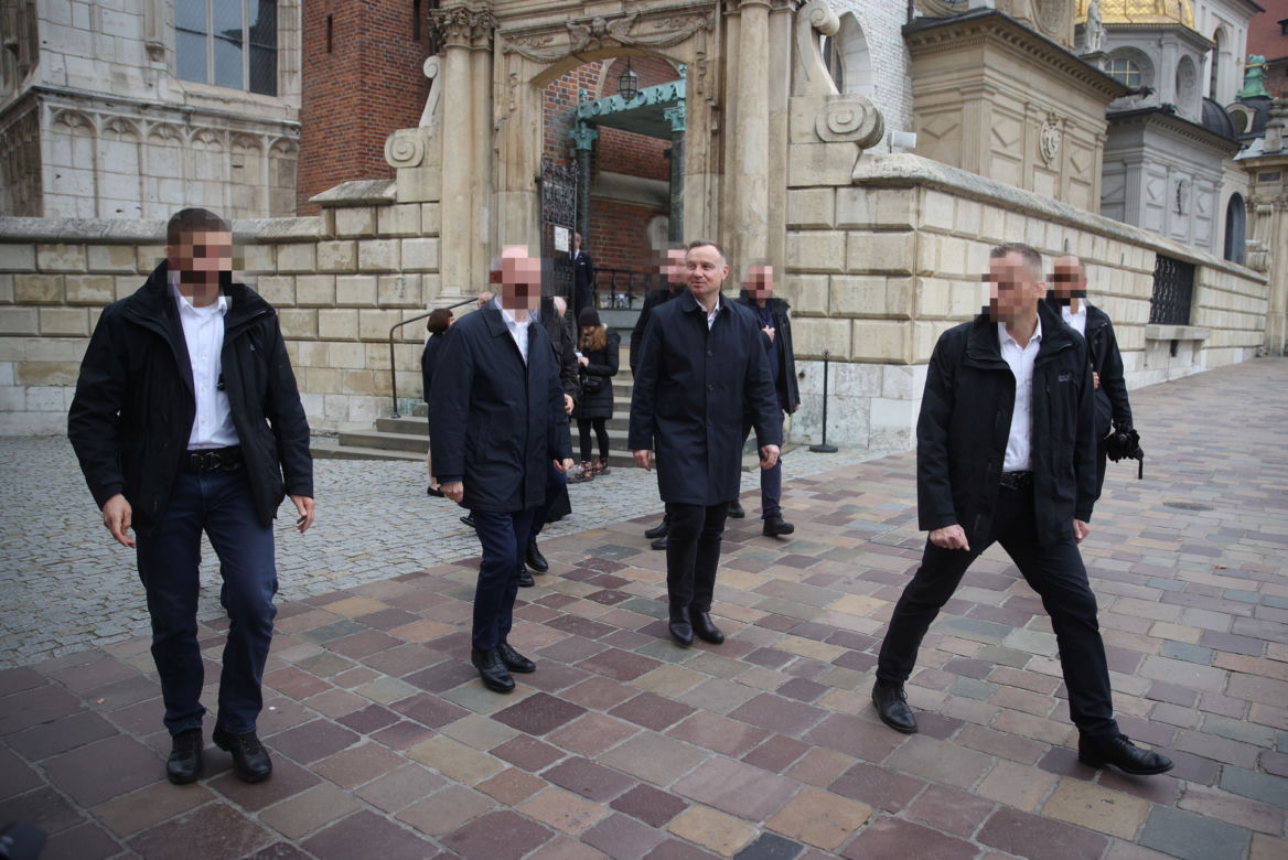 Prezydent Andrzej Duda z ojcem na Wawelu