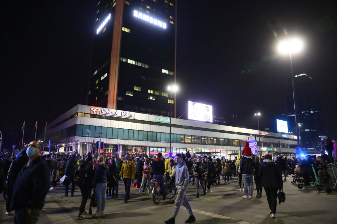 Dziki tłum przywitał Joe Bidena pod Marriottem 