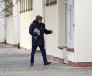 Jarek cały czas pracuje z domu