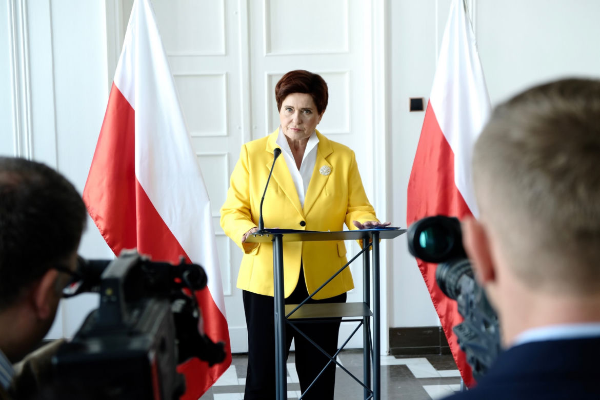Ewa Kasprzyk gra Beate Szydło