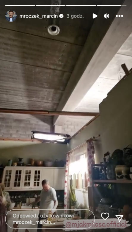 M jak miłość. Wnętrze domu w Grabinie