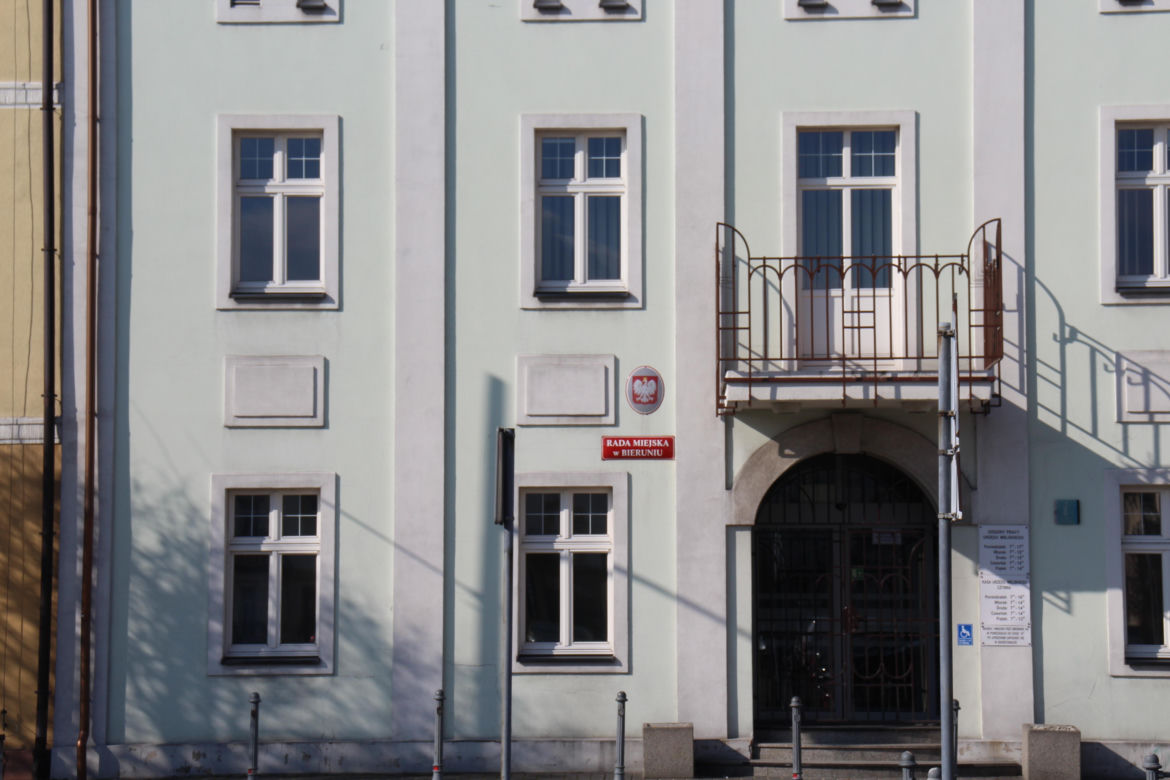 To jedno z najpiękniejszych śląskich miast. Jego rynek to perła architektury