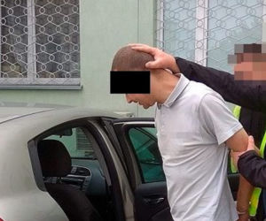 Chciał zabić bo wylała śledzie na głowę jego ukochanej