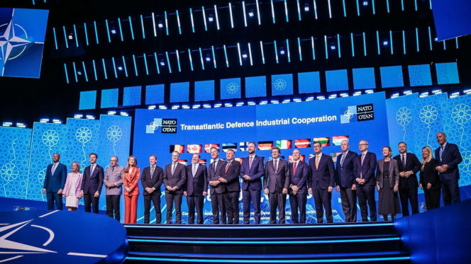 Szczyt NATO w Ankarze z udziałem szefa MON