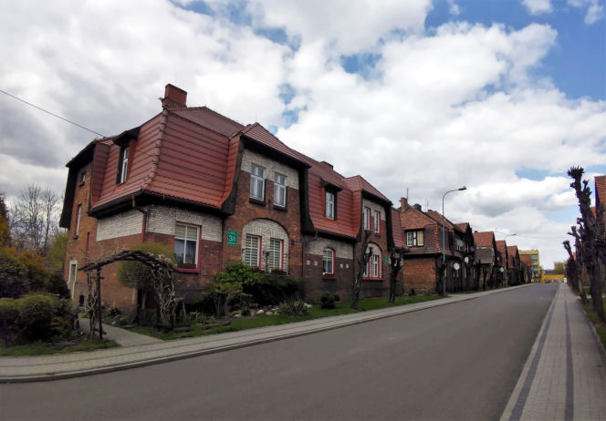 Zachwyca zabytkowym osiedlem familoków. To jedno z najpiękniejszych miast na Śląsku