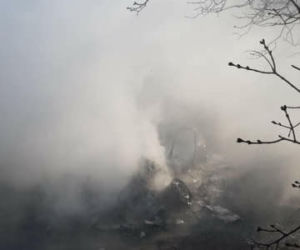 Niewiele zostało po pożarze samochodu