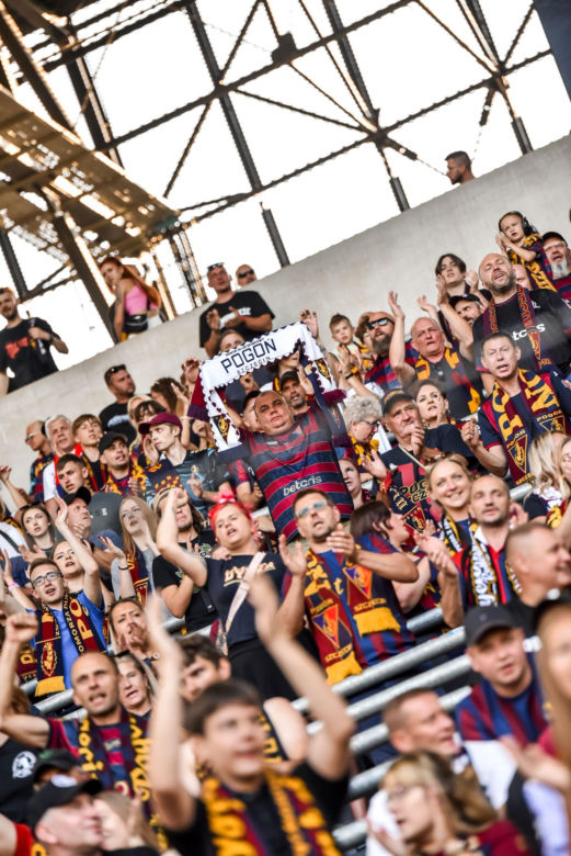 Kibice podczas meczu Pogoń Szczecin - Korona Kielce