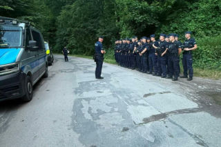 Tragedia w Borkowie. Nie żyje kobieta, policja prowadzi poszukiwania jej męża