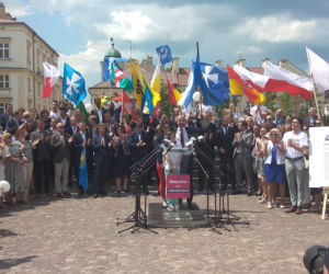 Wybory w Rzeszowie. Konrad Fijołek ze wsparciem samorządowców z całej Polski [ZDJĘCIA]