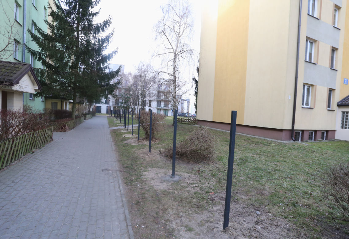 Wojna o płot i śmietnik. Konflikt mieszkańców na osiedlu w Pruszkowie