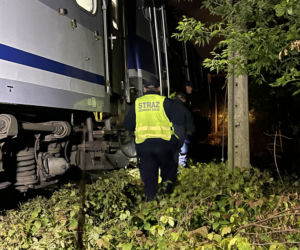 Warszawa. Pociąg potrącił 38-latka