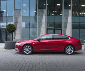 Opel Insignia 2.0D 174 KM FWD 6MT Elegance