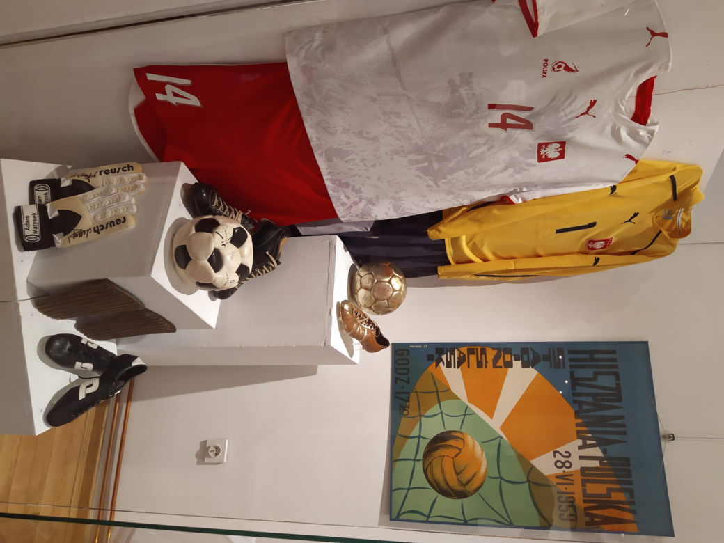 Zdjęcia z otwarcia wystawy o historii piłki nożnej w siedleckim Muzeum Regionalnym