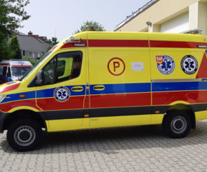 Kosztowały ponad milion złotych! Mamy zdjęcia nowoczesnych karetek!