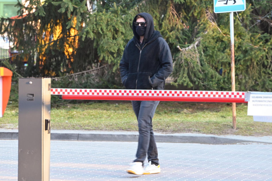 Antek Królikowski spędził godzinę i dziecka w szpitalu