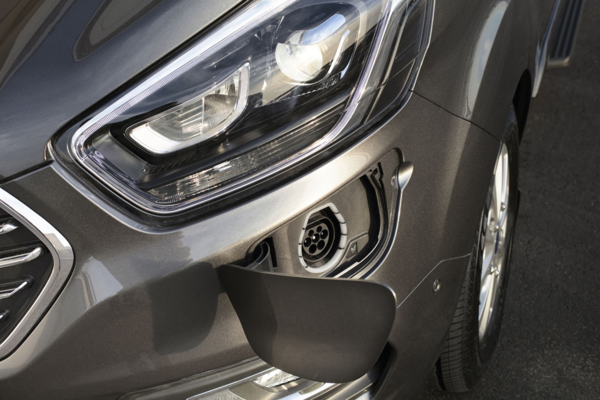Ford Tourneo Custom Plug-In Hybrid