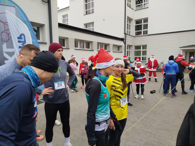 7. Charytatywny Bieg Mikołajkowy z Dwójką w Siedlcach 2025