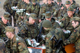 Bundeswehra w kryzysie. Braki kadrowe i groźba poboru
