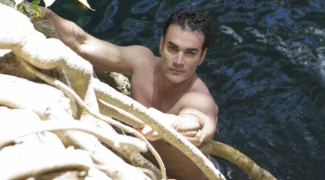 OTCHŁAŃ NAMIĘTNOŚCI. Damian (David Zepeda)
