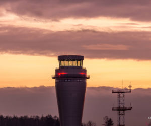Katowice Airport: Tak wygląda nowa wieża kontroli lotów w Pyrzowicach [ZDJĘCIA]
