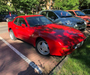 Porsche 944 