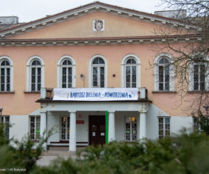 VI LO murem za Bartoszem Bielenią