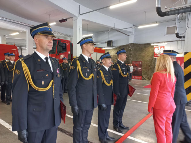 Powiatowe obchody Dnia Strażaka w Lesznie [ZDJĘCIA]