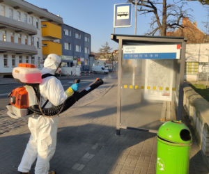 Kalisz walczy z koronawirusem! Trwa dezynfekcja miasta! [ZDJĘCIA] 