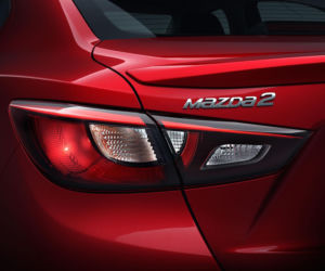 Mazda 2 Sedan 2015