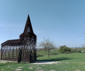 Kościół Doorkijkkerk w belgijskiej prowincji Limburg