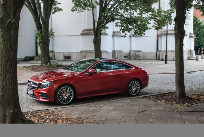 Mercedes-Benz E400 Coupe 4Matic